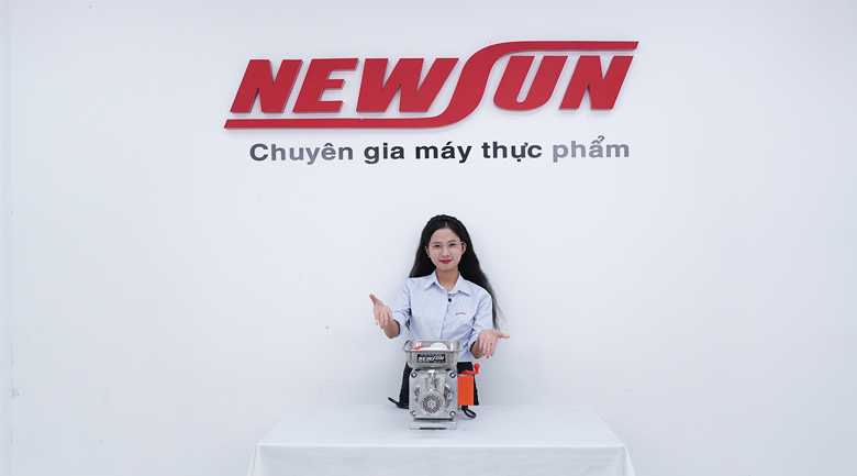 Máy xay thịt công nghiệp 90W là gì?